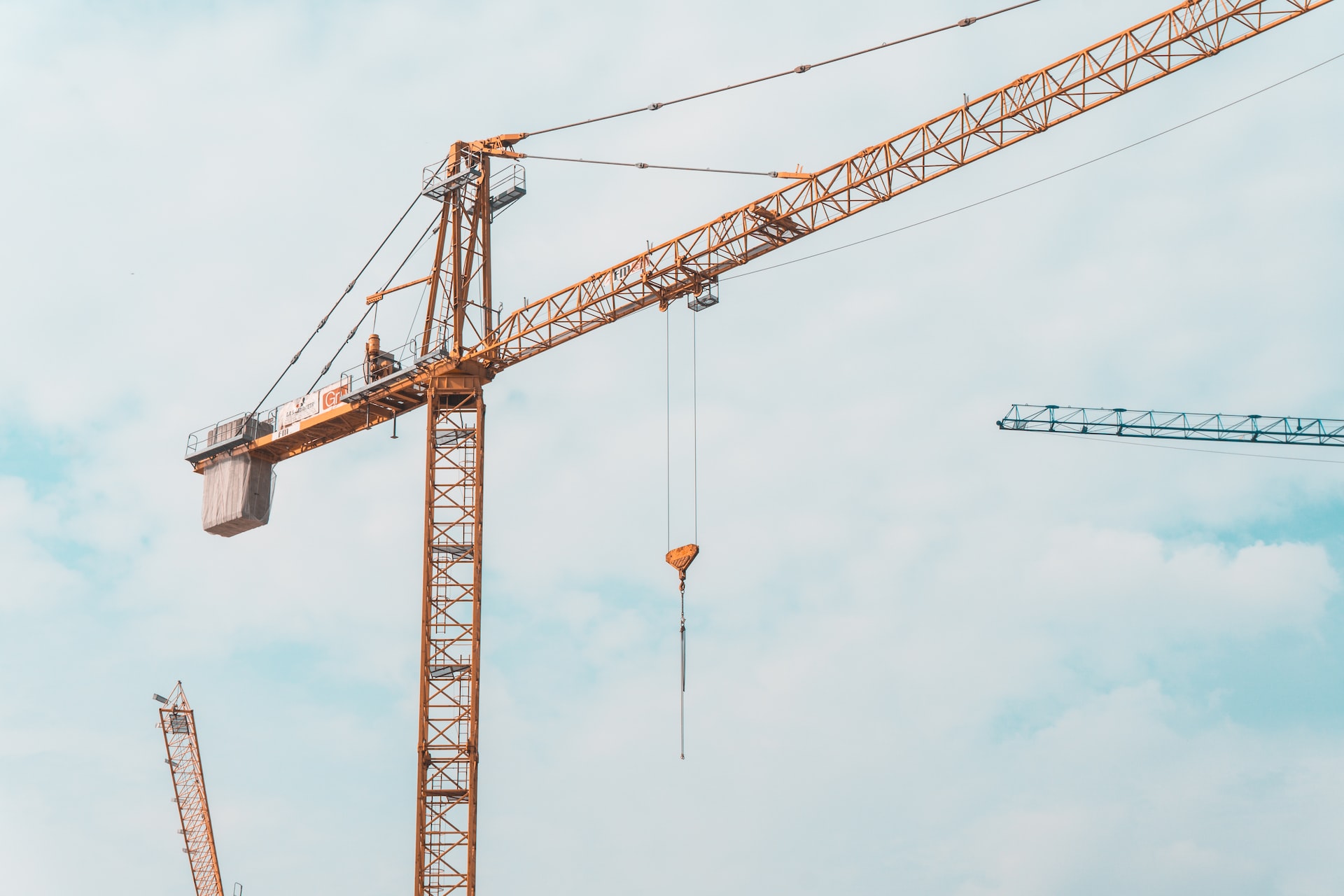Check Out These 7 Machines And Develop Your Construction Business 1