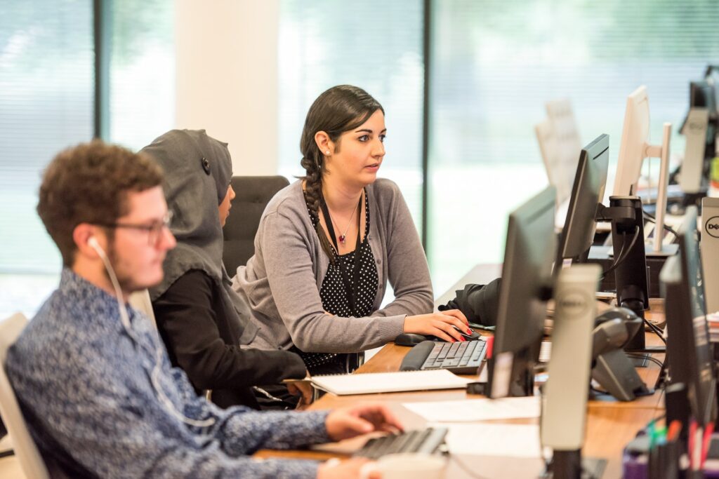 The Untold Advantages of Investing in IT Support for Your Business 1